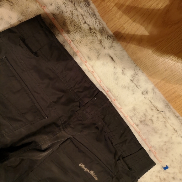 BETTY RIDES Snowboarding Pants Woman’s Size Medium - Picture 9 of 15
